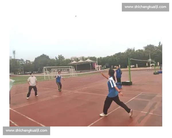 羽毛球VS100极限挑战全民参与速度力量智慧大对决巅峰之战